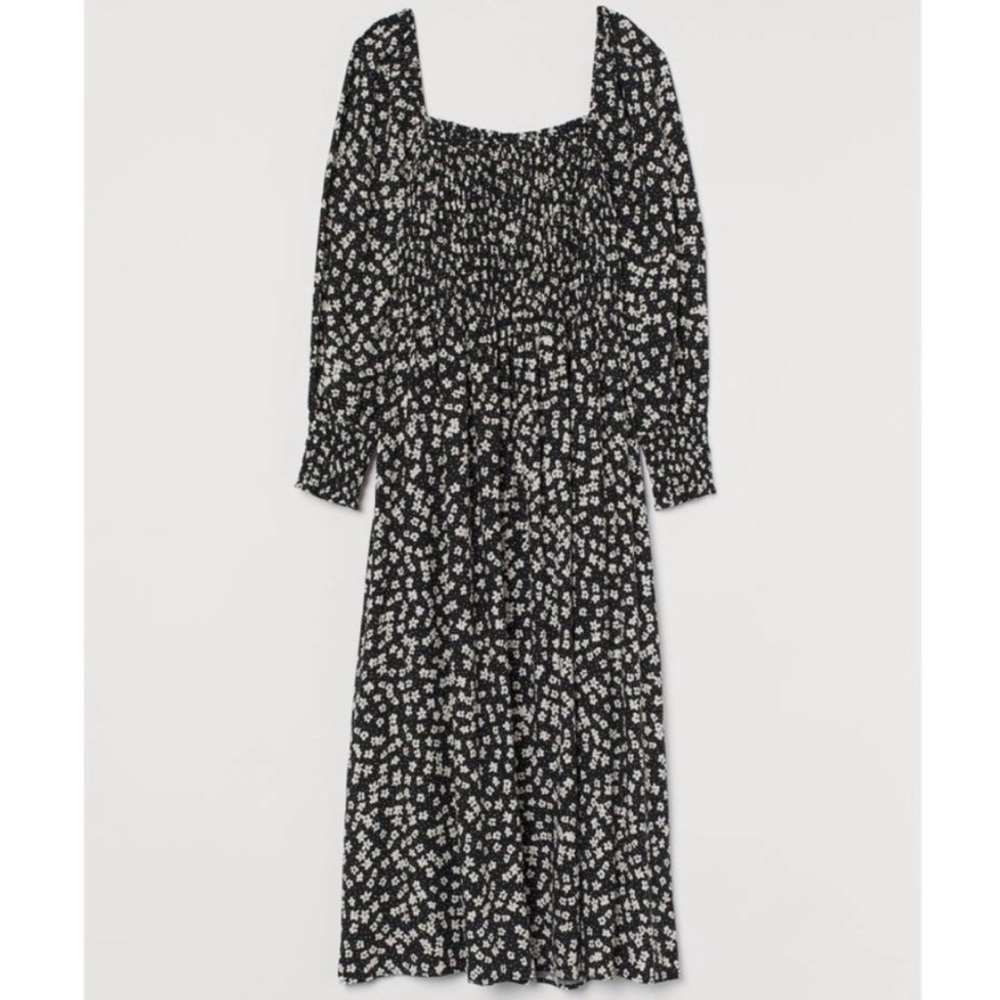 👗💃 Influencer Fave 🌺 Floral Smock Dress - Picture 13 of 16